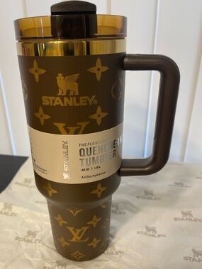 Stanley 40oz Brown 40oz Tumbler with Gold Accents